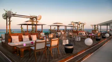 Asterias Beach Hotel