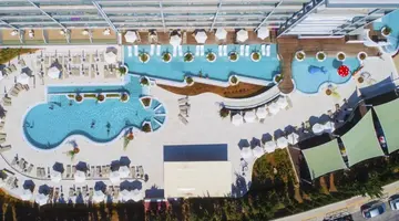 Asterias Beach Hotel