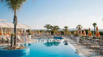 Asterias Beach Hotel