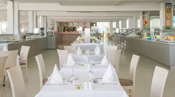 Asterias Beach Hotel