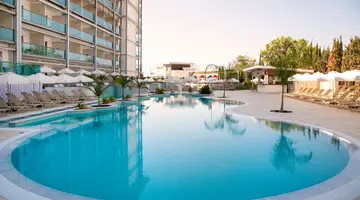 ASTERIAS BEACH HOTEL