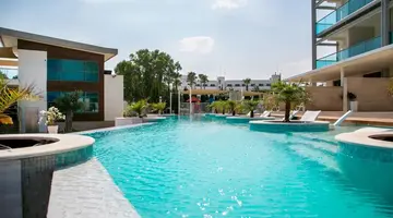 Asterias Beach Hotel