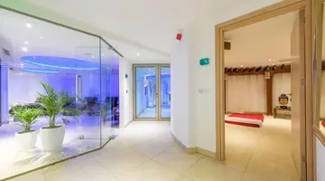 Asterias Beach Hotel