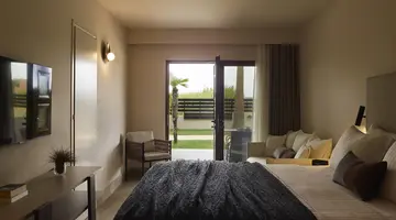 ASTERION SUITES & SPA