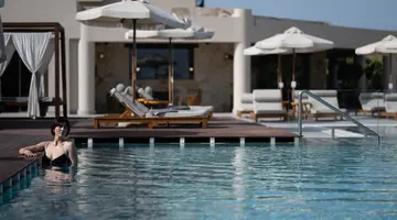 ASTERION SUITES & SPA