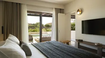 ASTERION SUITES & SPA