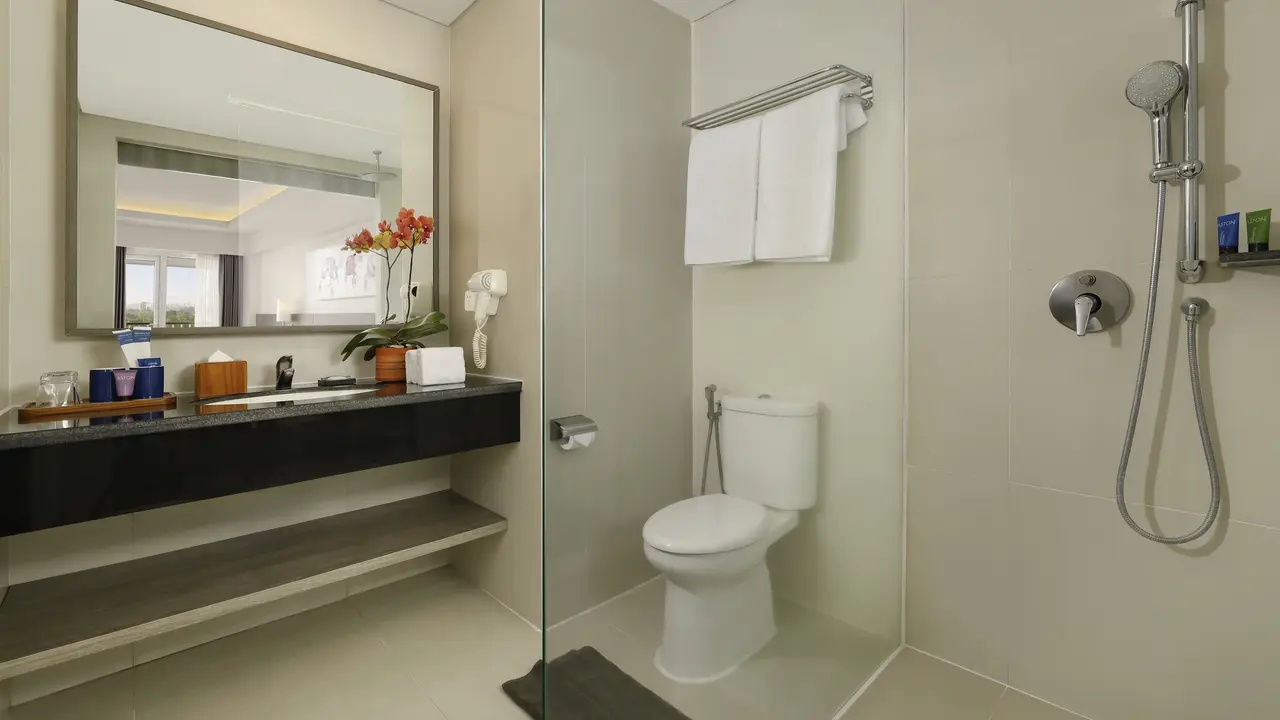 ASTON CANGGU BEACH RESORT - BALI