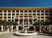 Astor Garden Hotel