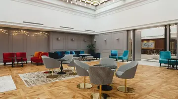 Astor Garden Hotel
