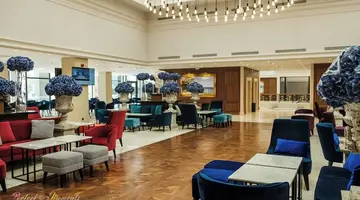 Astor Garden Hotel