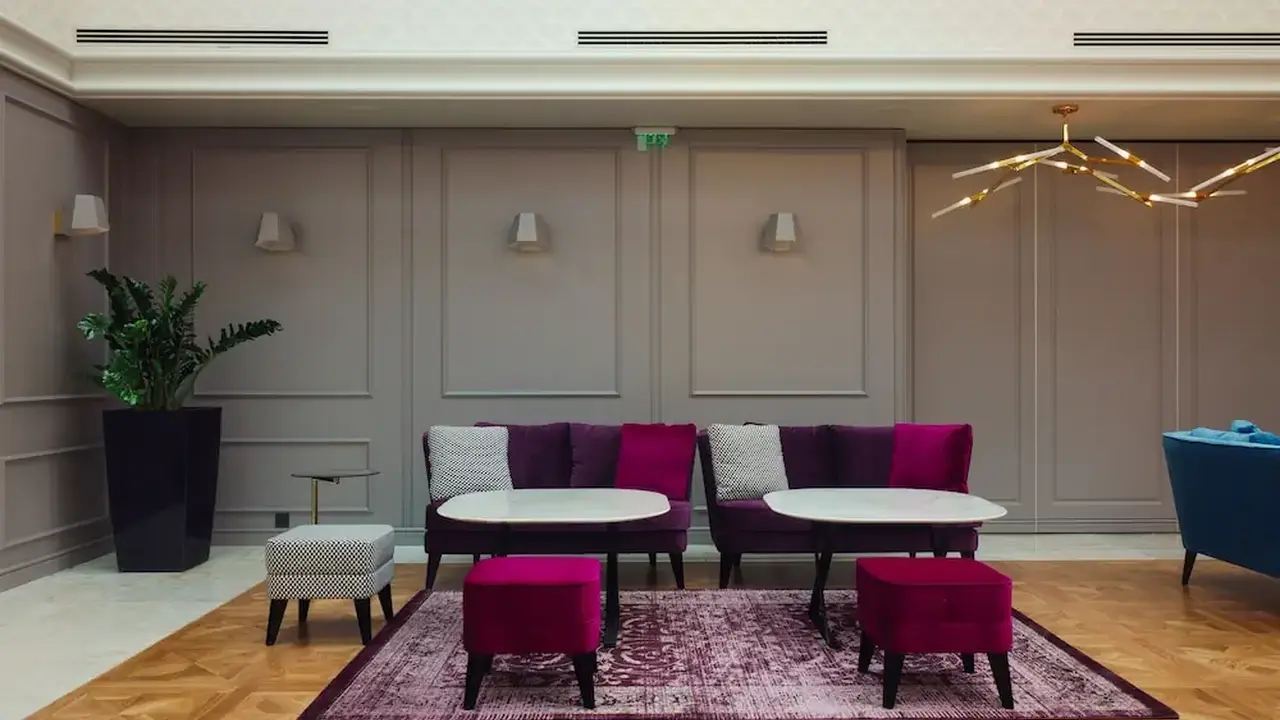 Astor Garden Hotel