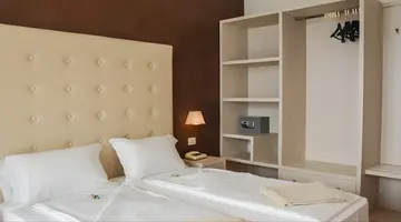 Astor Hotel