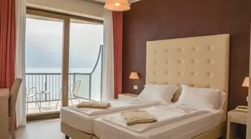 Astor Hotel