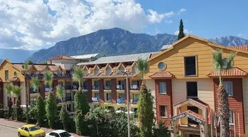 ASTORIA HOTEL
