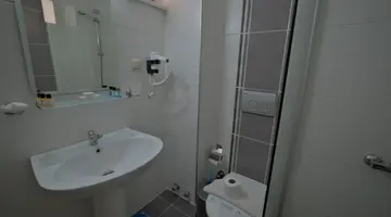 ASTORIA LIFE HOTEL