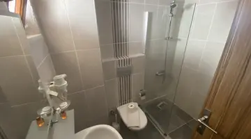 ASTORIA LIFE HOTEL