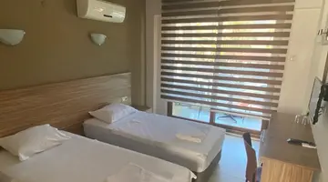 ASTORIA LIFE HOTEL