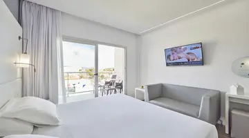 ASTORIA PLAYA (ADULTS ONLY 18+)