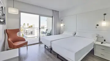 ASTORIA PLAYA (ADULTS ONLY 18+)