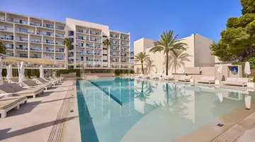 ASTORIA PLAYA (ADULTS ONLY 18+)