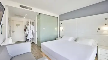 Astoria Playa Hotel