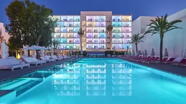 Astoria Playa Hotel