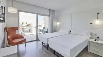 Astoria Playa Hotel