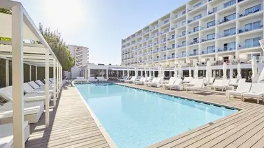 Astoria Playa Hotel