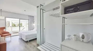 Astoria Playa Hotel