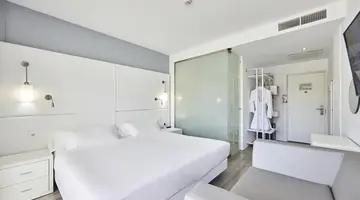 Astoria Playa Hotel