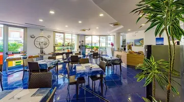 Astro Suite Hotel