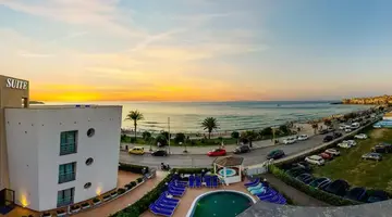 Astro Suite Hotel