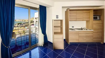 Astro Suite Hotel