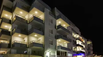 Astron Hotel