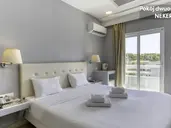 Astron Hotel