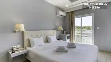 Astron Hotel