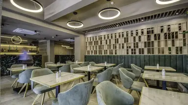 Astron Hotel