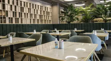 Astron Hotel