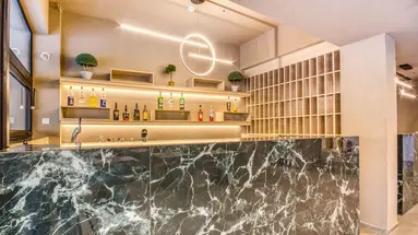 Astron Hotel