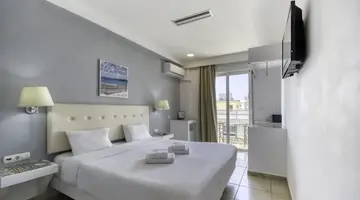 Astron Hotel