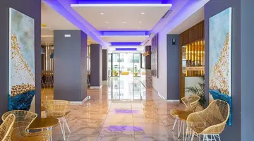 Atali Grand