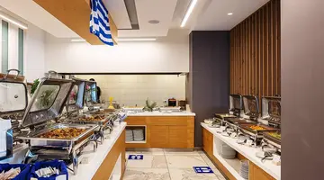 Atali Grand