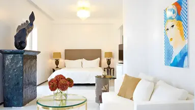 ATHENA, A Hotel to Live
