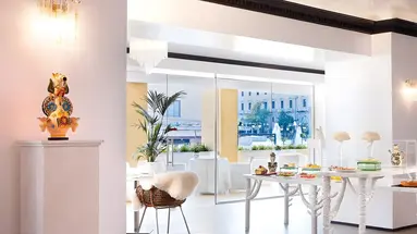 ATHENA, A Hotel to Live
