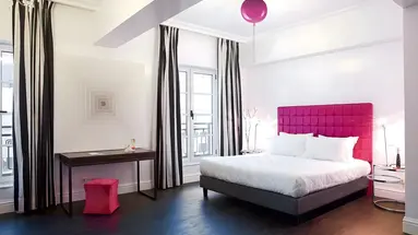 ATHENA, A Hotel to Live