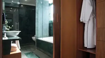 Athenaeum Eridanus Luxury Hotel
