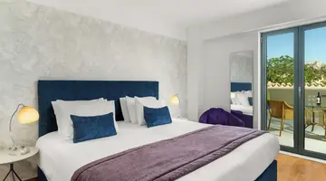 Athenaeum Eridanus Luxury Hotel