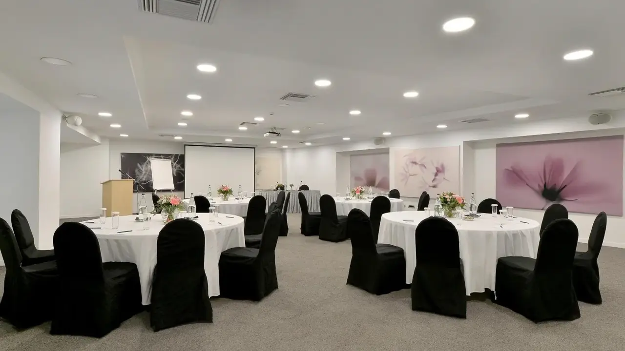 Athenaeum Grand Hotel