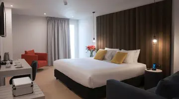 Athenaeum Smart Hotel