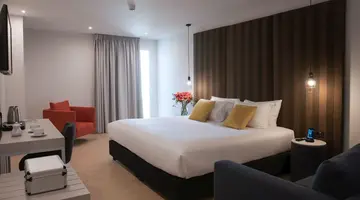 Athenaeum Smart Hotel